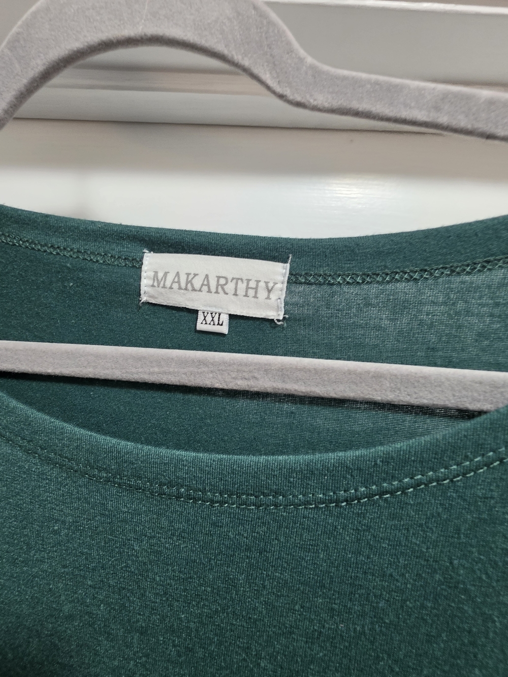 Makarthy Womens Green Crewneck Top
